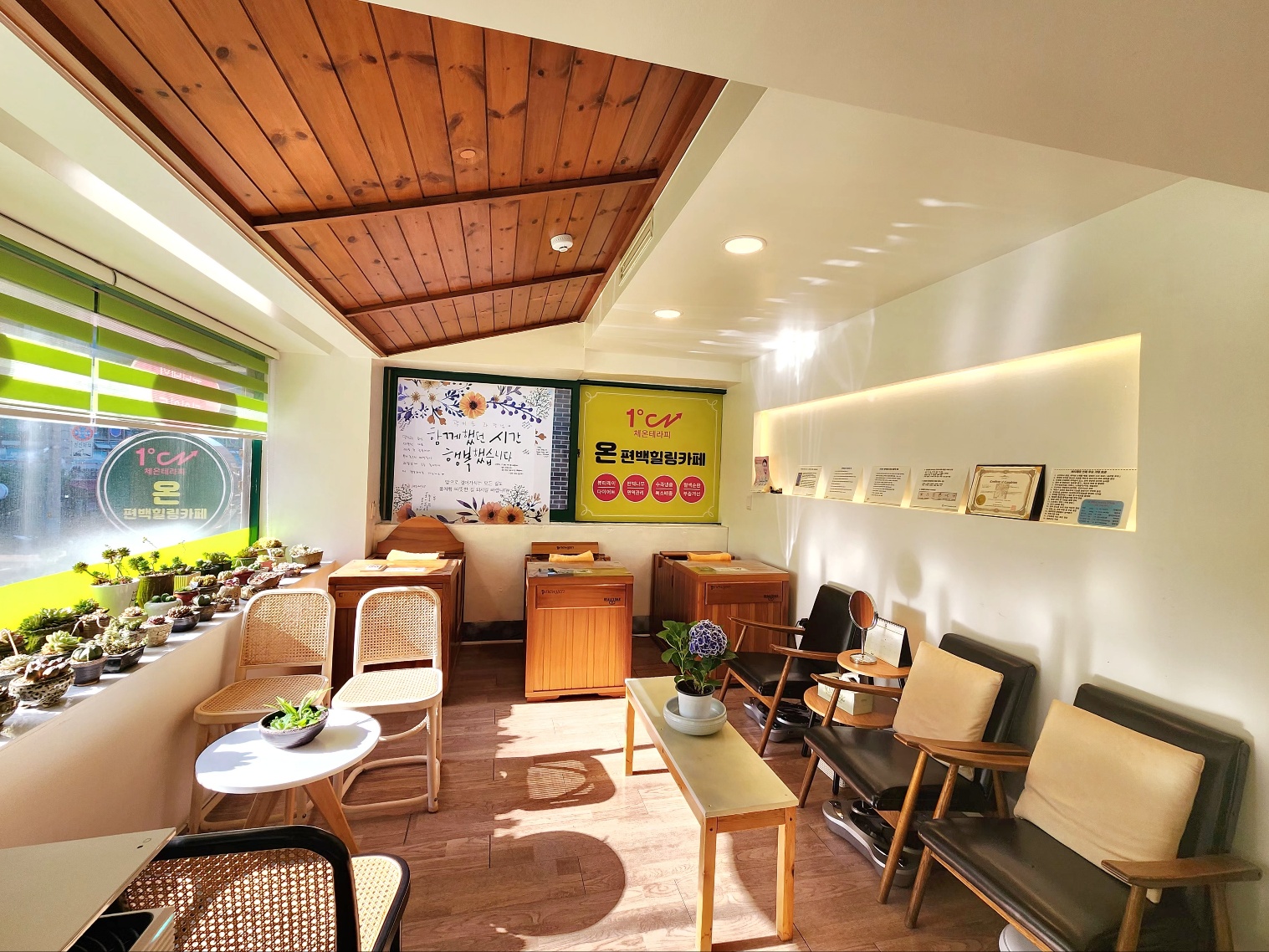 2000769928_qcLuIGP6_4ca5fb78143eff46394bf0a0222c5045f829bc29.jpg 이미지크게보기